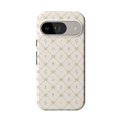 Petit Petals | Dainty Lattice Case