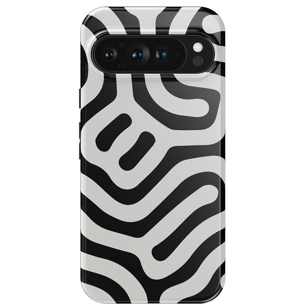 Maze | High Contrast Design Case