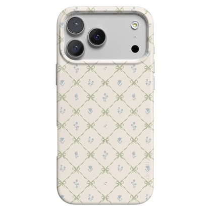 Petit Petals | Dainty Lattice Case