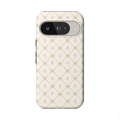 Petit Petals | Dainty Lattice Case